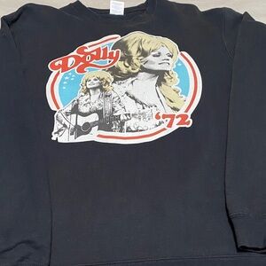 Women's Dolly Parton Sweatshirt size Large